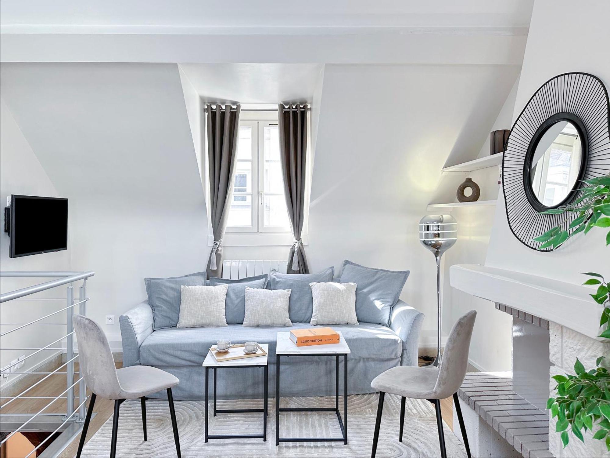 Unique & Beautiful Duplex In Saint-Germain Apartment Paris Exterior photo